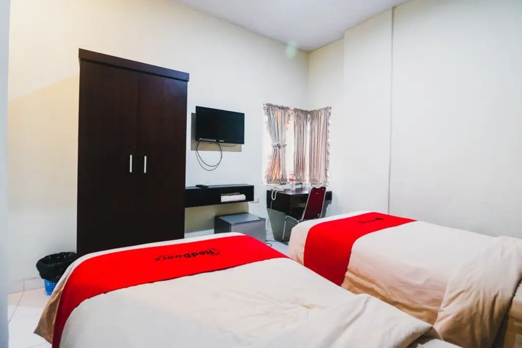 Макассар: RedDoorz Plus near Mall Panakukang 2