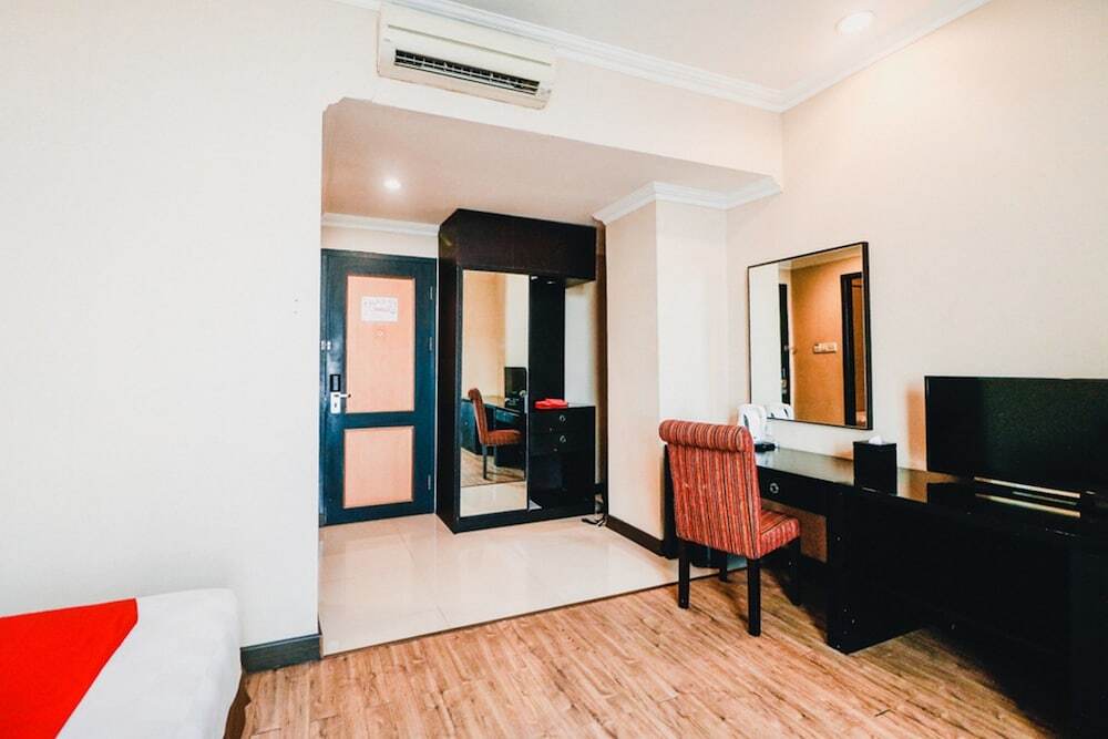 Палембанг: RedDoorz Premium @ Jalan Jendral Sudirman Palembang