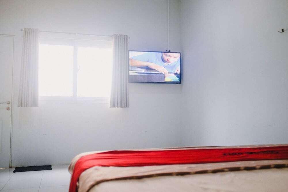 Сукарайя: RedDoorz near Exit Toll Sirkuit Sentul