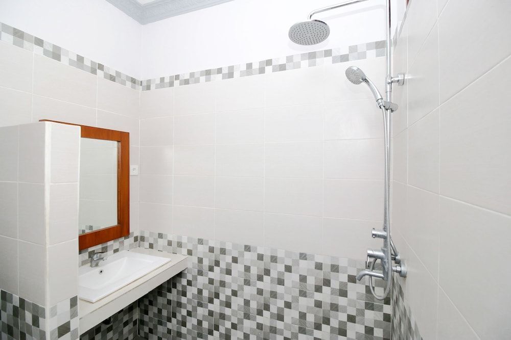 Кута: Airy Raya Legian 120 Kuta Bali