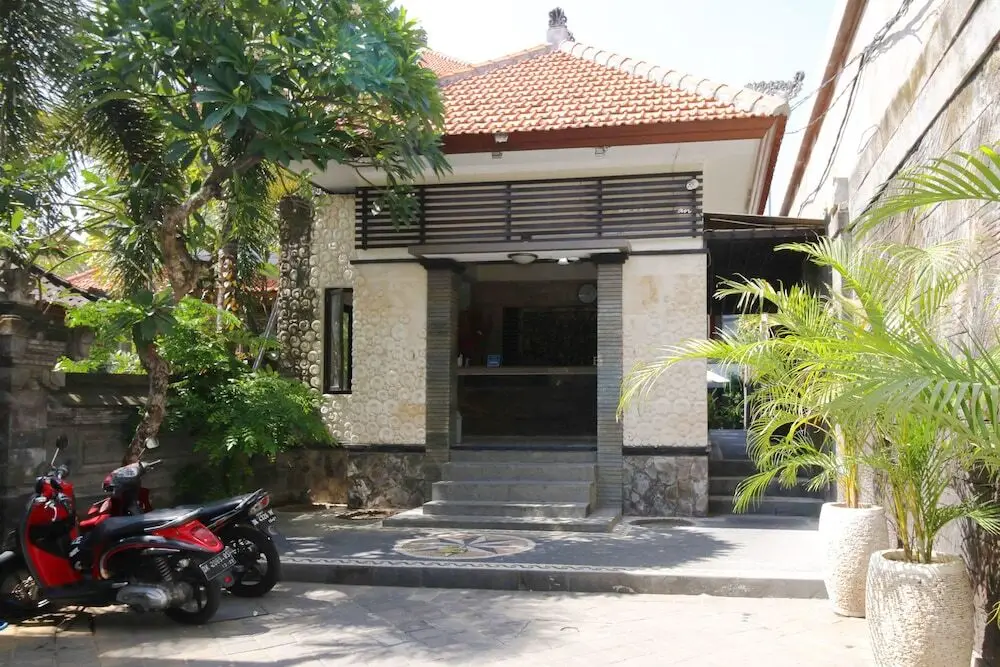 Кута: Airy Raya Legian 120 Kuta Bali
