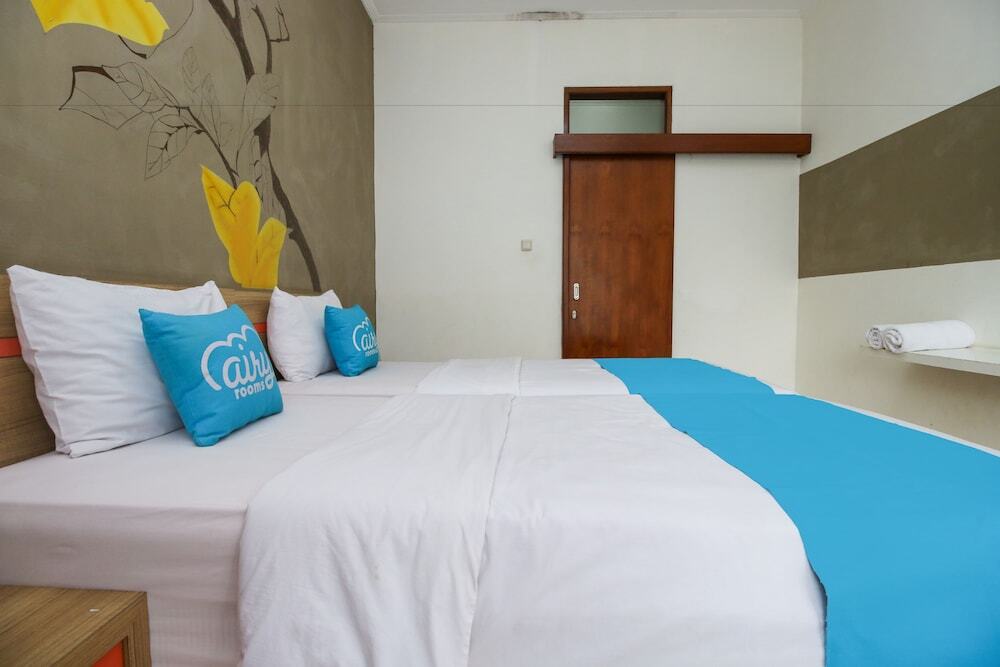 Паромпонг: Airy Lembang Villa Istana Bunga Tulip Bandung