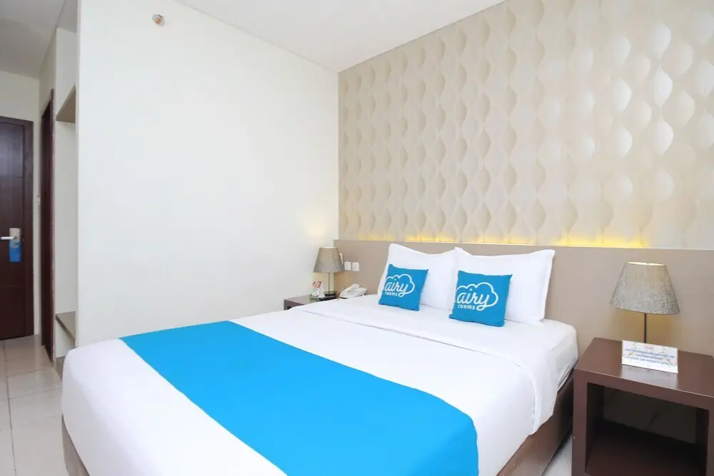 Суракарта: Airy Purwosari Slamet Riyadi 331 Solo