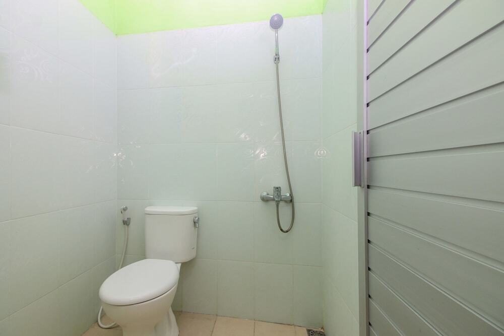 Бойолали: Airy Bandara Adi Soemarmo 3 Solo