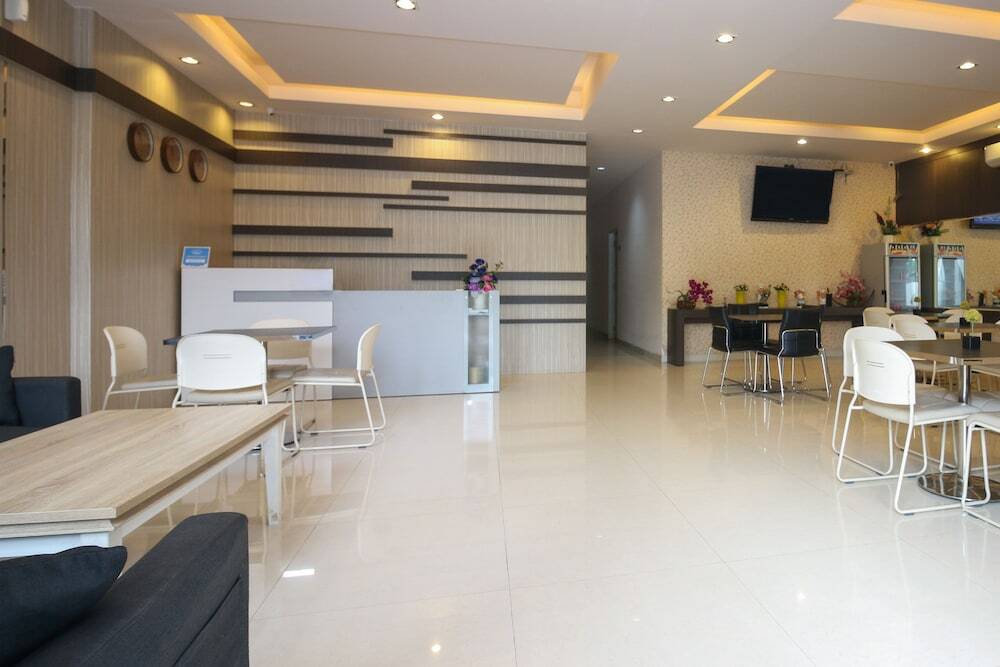 Макассар: Airy Panakkukang Urip Sumoharjo 83 Makassar