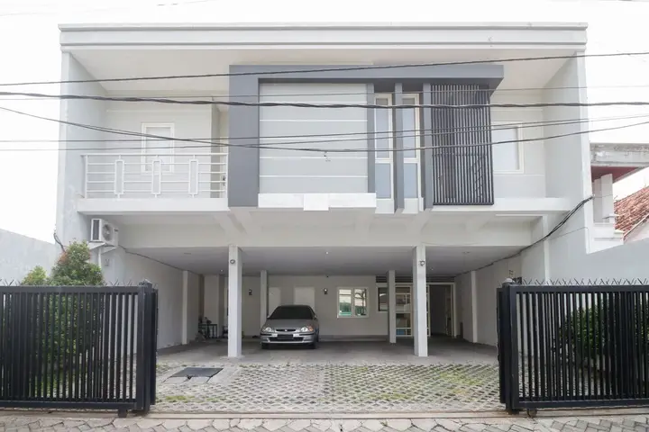 Сурабая: Airy Darmo Kanwa 18 Surabaya