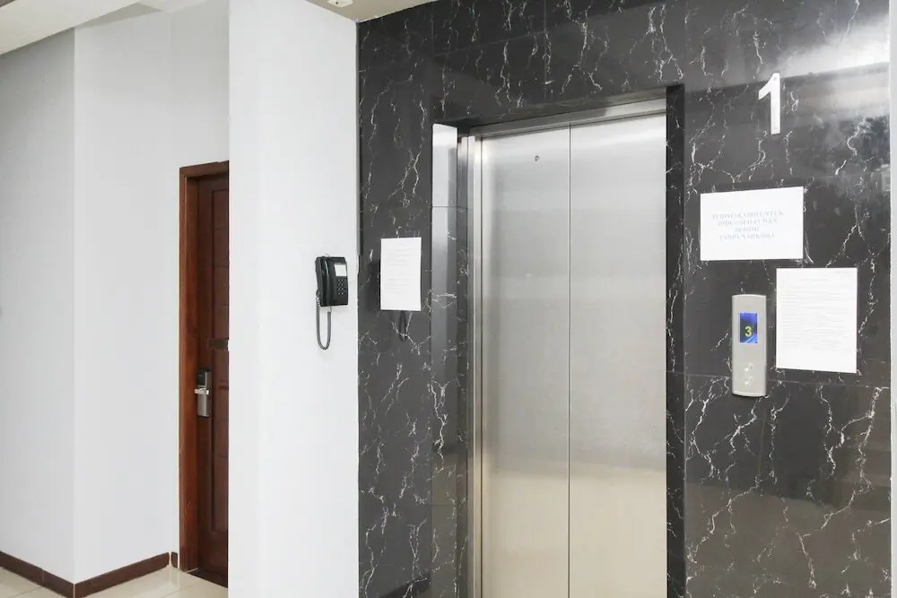 Джакарта: Airy Kuningan Tiong 1 Jakarta