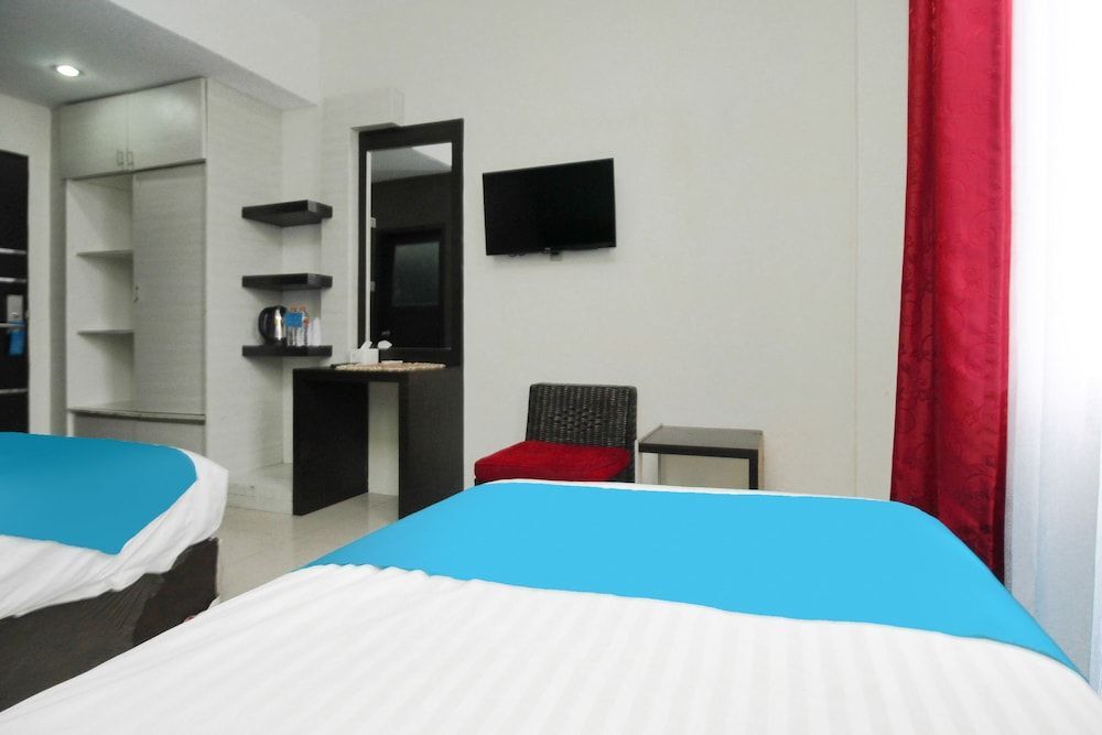 Медан: Airy Syariah Medan Sunggal MICC Gagak Hitam 92