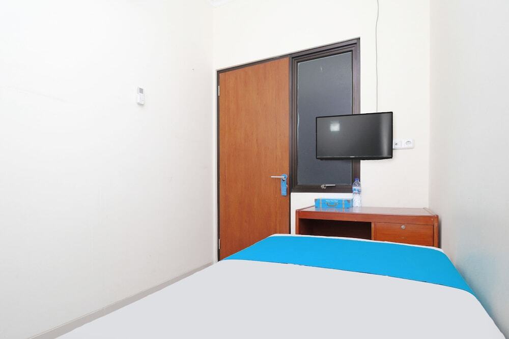 Джакарта: Airy Eco Syariah Tanjung Duren Utara Sembilan 660 Jakarta