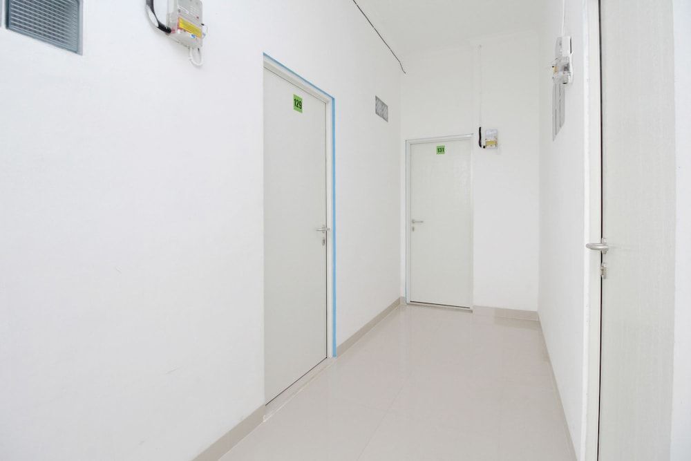 Джакарта: Airy Eco Syariah Petukangan Kemajuan 45B Jakarta