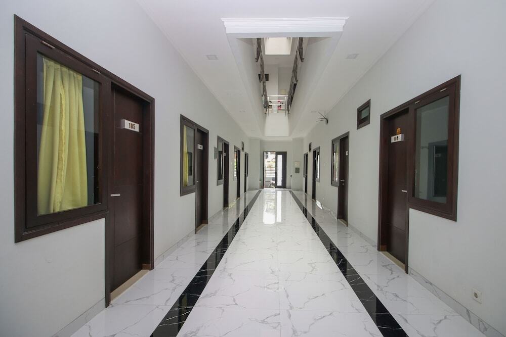 Джакарта: Airy Eco Grogol Susilo Dua C 55 Jakarta