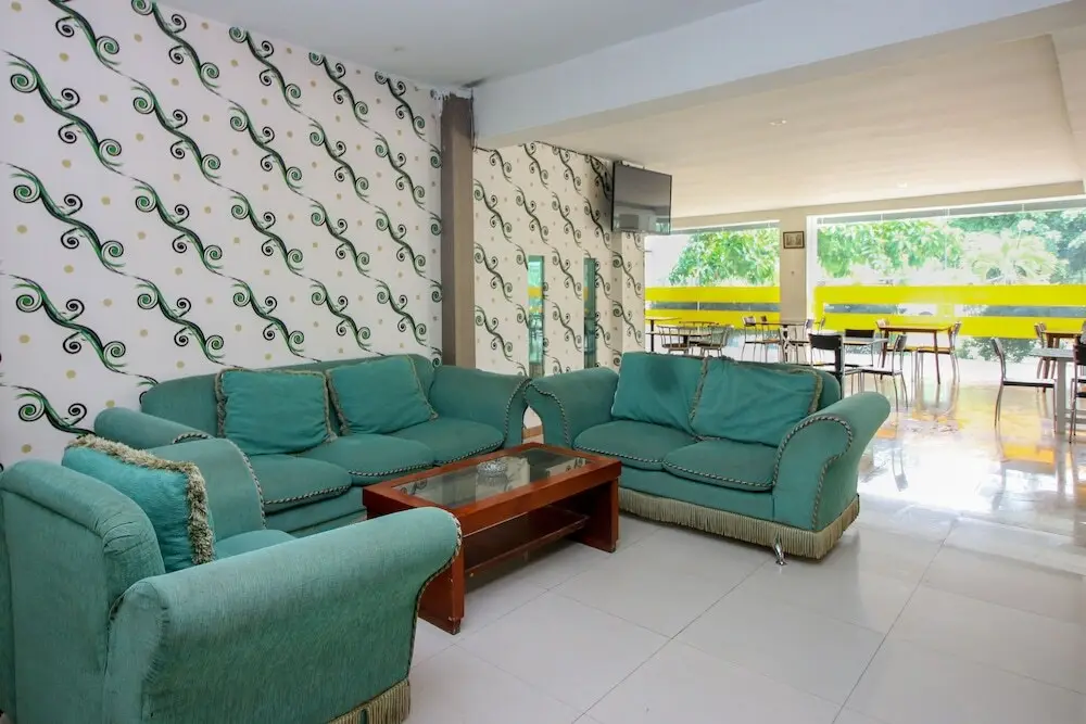 Кендари: Airy Mandonga Edi Sabara 9 Kendari
