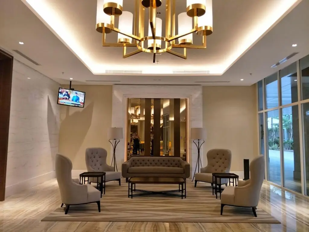 Джакарта: Menteng Park Apartment by Mediapura