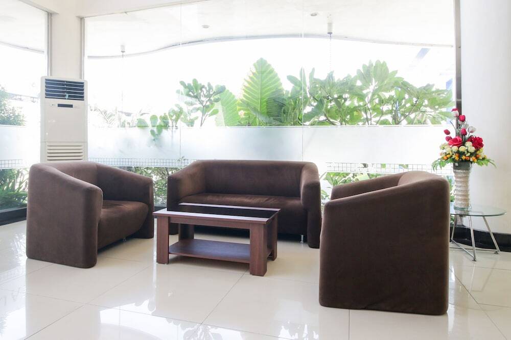 Сурабая: Airy Bandara Juanda By Pass 18 Sidoarjo