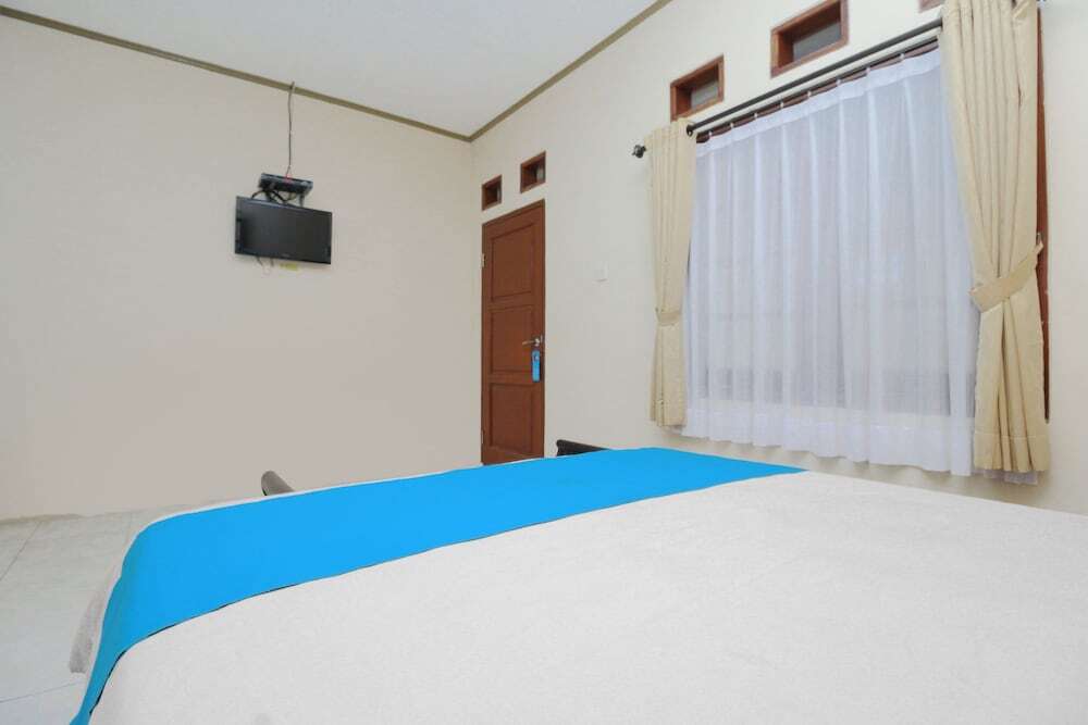 Лембанг: Airy Eco Syariah Lembang Sukarasa 106 Bandung