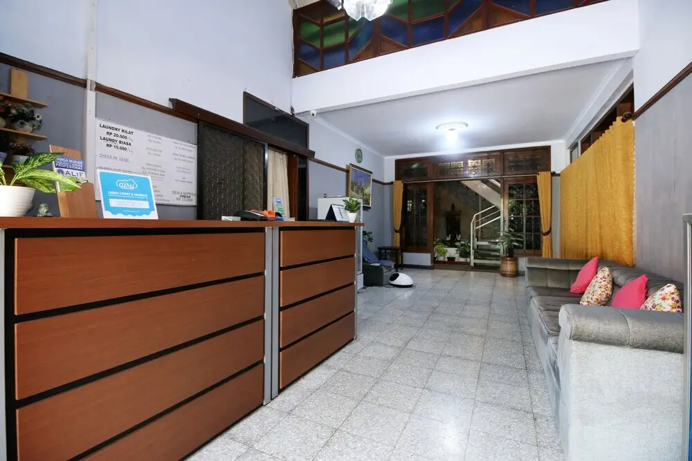 Депок: Airy Syariah Kaliurang KM 5.2 Karangwuni Gang Duku Yogyakarta