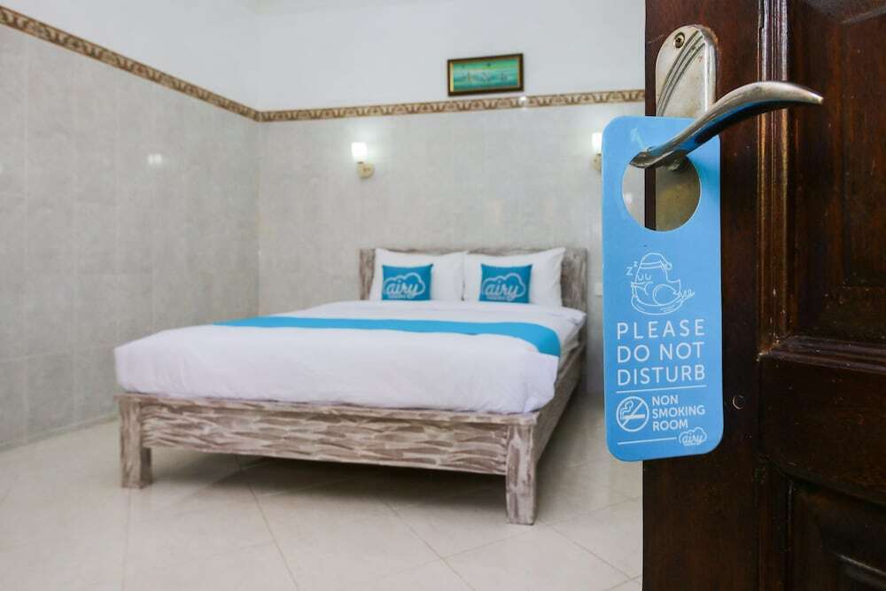 Сесе: Airy Mengwi Raya Munggu Kapal Gang Beten Beringin 104 Bali