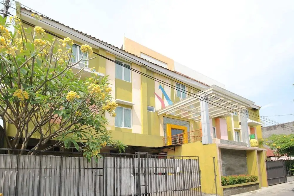 Суракарта: Airy Eco Adi Sucipto Gang Nanas Lima 6 Solo