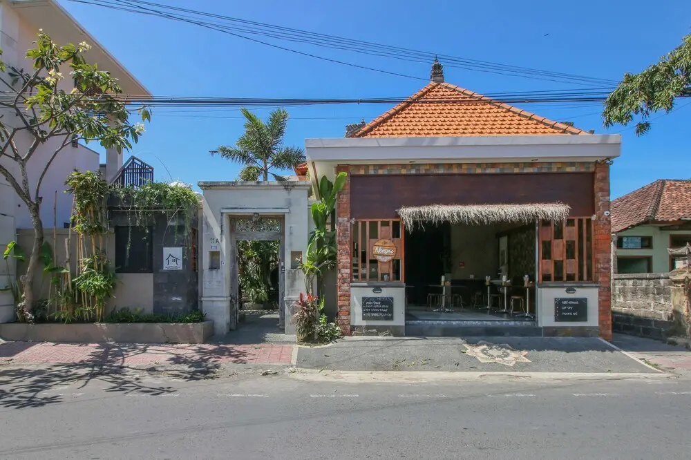 Санур: Airy Sanur Pungutan 11A Bali
