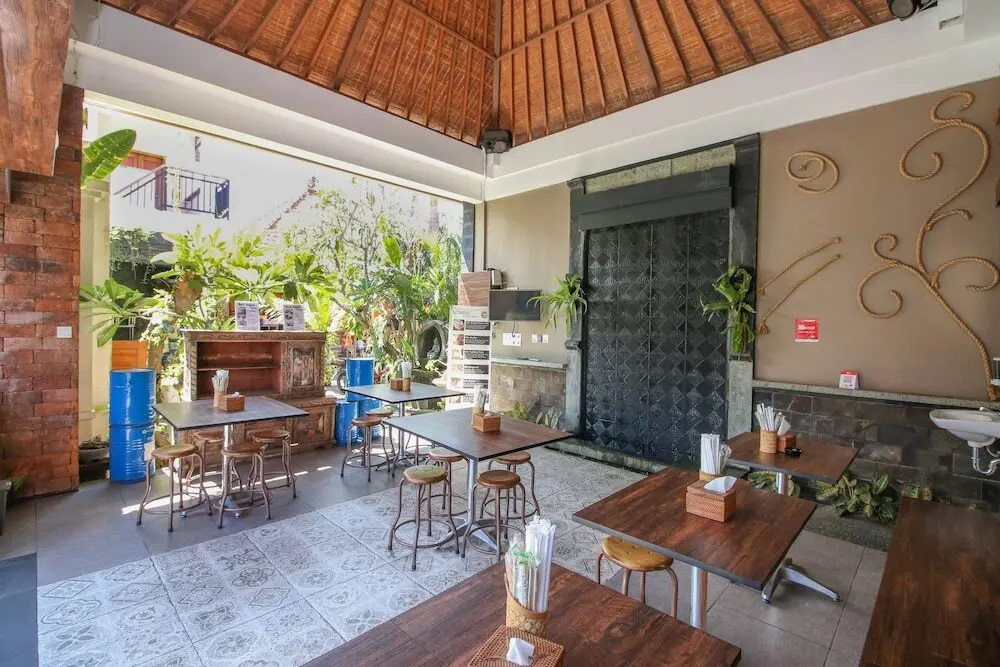 Санур: Airy Sanur Pungutan 11A Bali