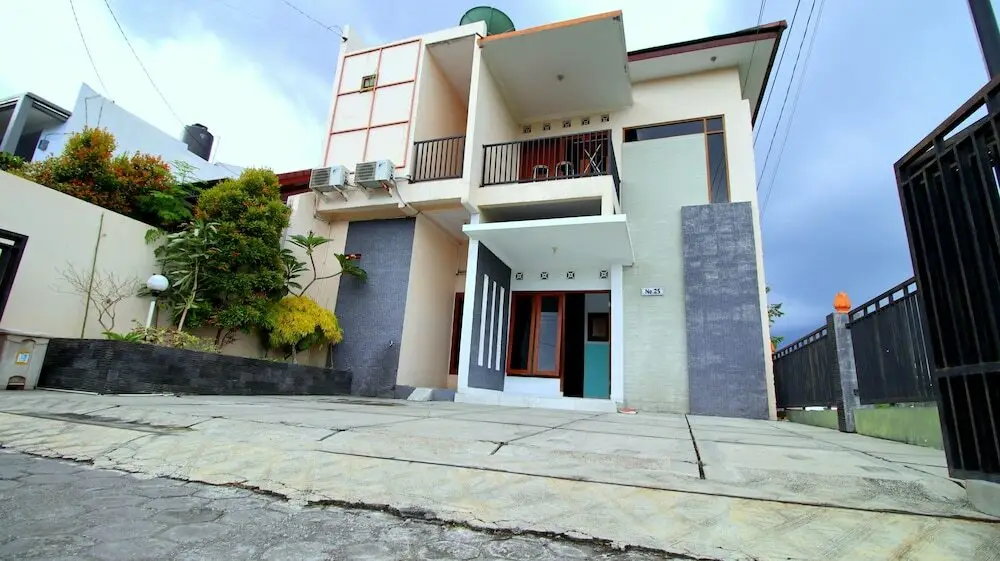 D Java Homestay Unit Ambarrukmo 3 — фото 1