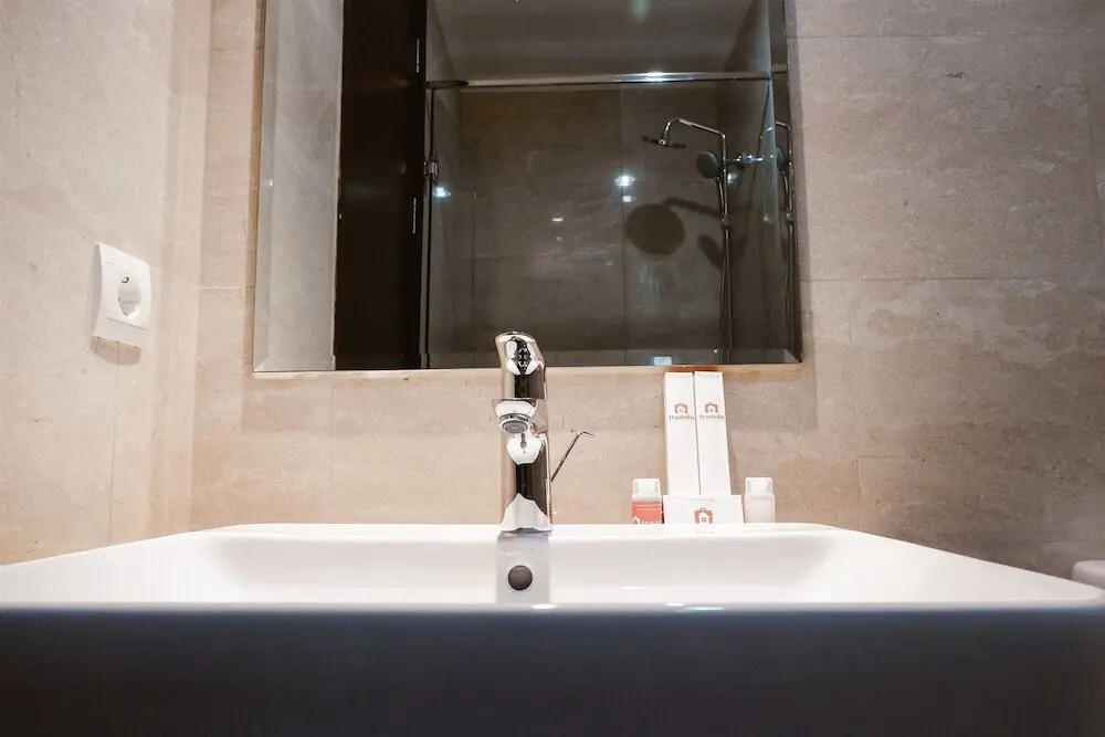 Джакарта: Modern Studio Menteng Park Apartment