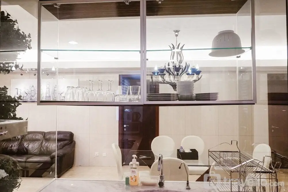 Джакарта: Royale SpringHill Apartment
