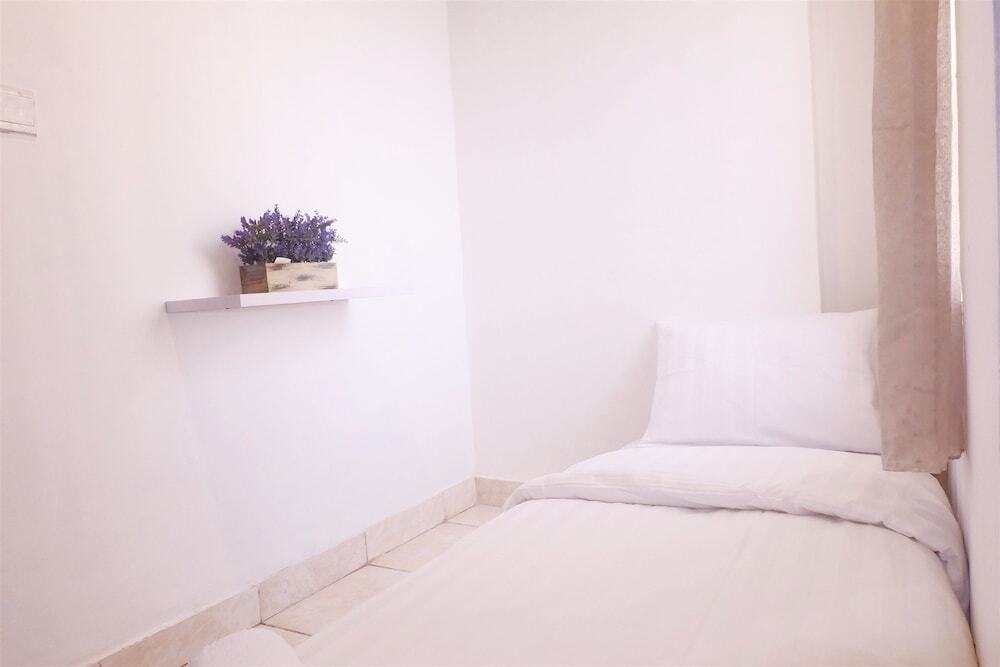 Джакарта: Penthouse Level Apartment At Mall Of Indonesia (MOI) Gading