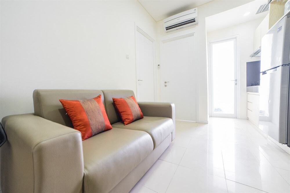 Бандунг: Homey Apartment at Parahyangan Residence near Parahyangan University