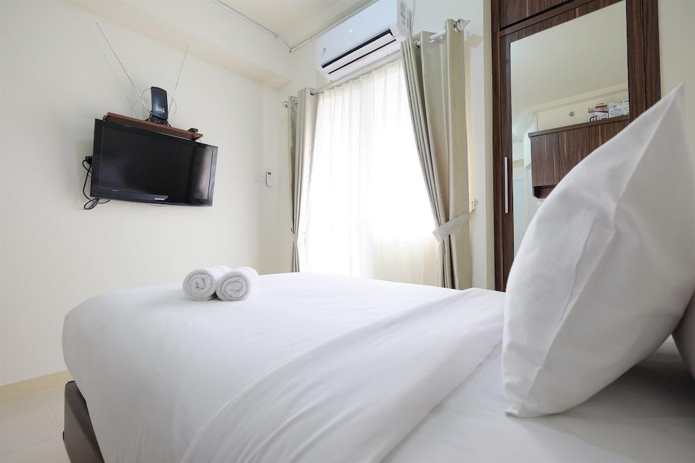 Джакарта: Comfy Studio Apartment @ Green Pramuka City