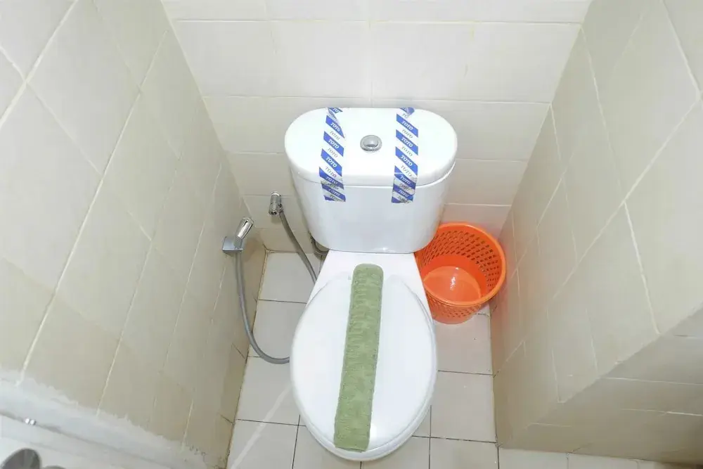 Джакарта: Spacious Belmont Residence Apartment near Puri