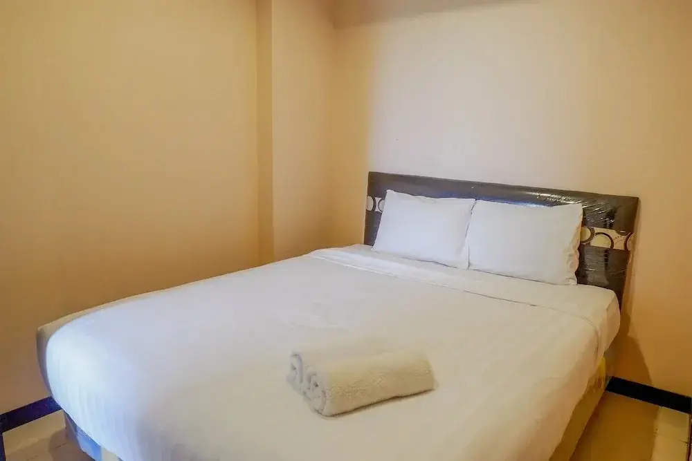 Джакарта: Spacious Belmont Residence Apartment near Puri