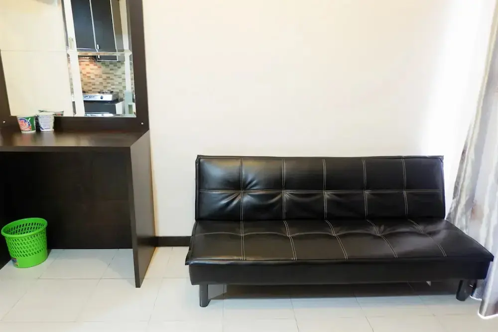 Джакарта: Spacious Belmont Residence Apartment near Puri