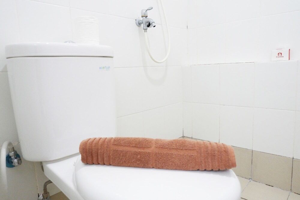 Джакарта: Exquisite Bassura City Apartment near Shopping Mall
