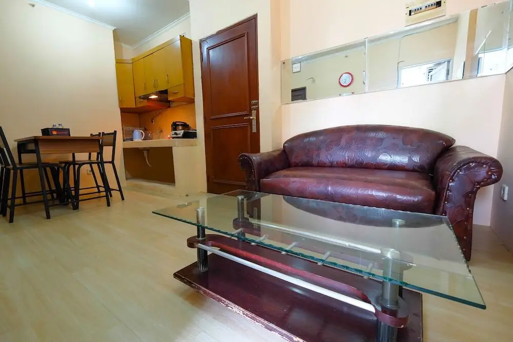 Джакарта: Strategic Location Mediterania Gajah Mada Apartment