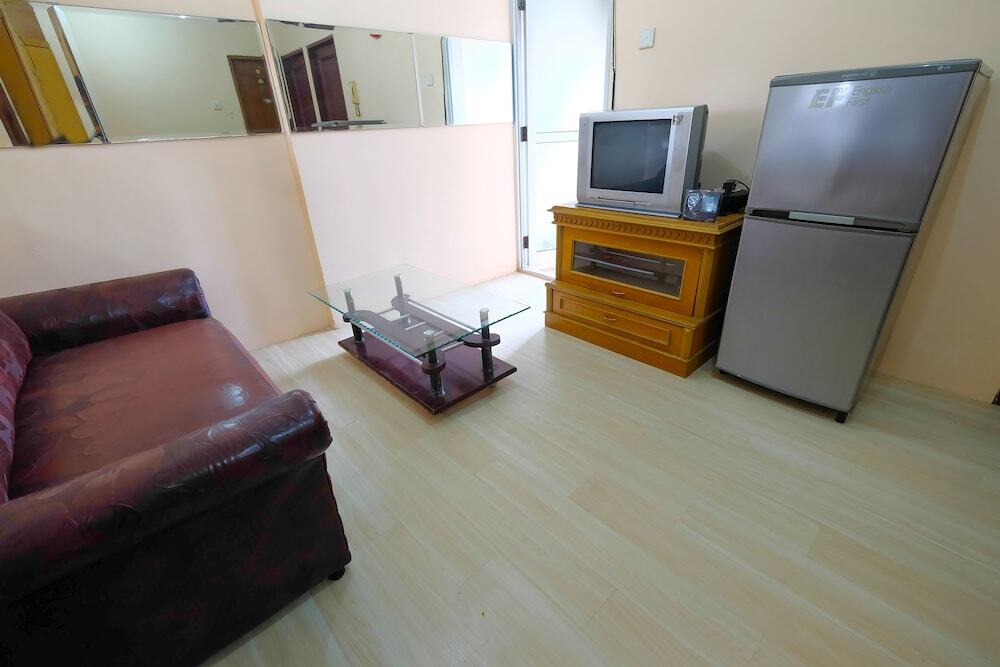 Джакарта: Strategic Location Mediterania Gajah Mada Apartment