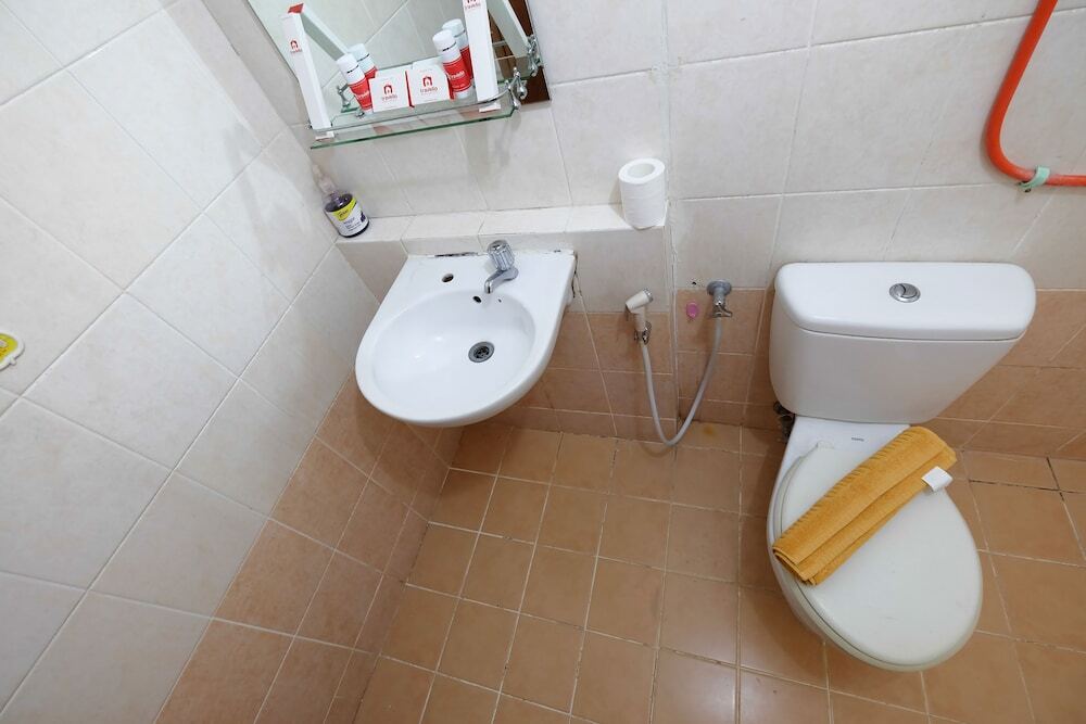 Джакарта: Strategic Location Mediterania Gajah Mada Apartment