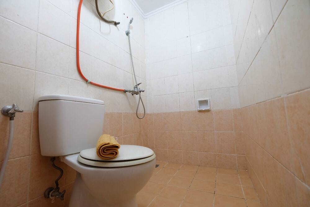 Джакарта: Strategic Location Mediterania Gajah Mada Apartment
