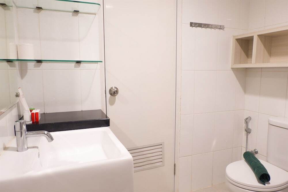 Джакарта: Strategic Location Westmark Apartment near Taman Anggrek