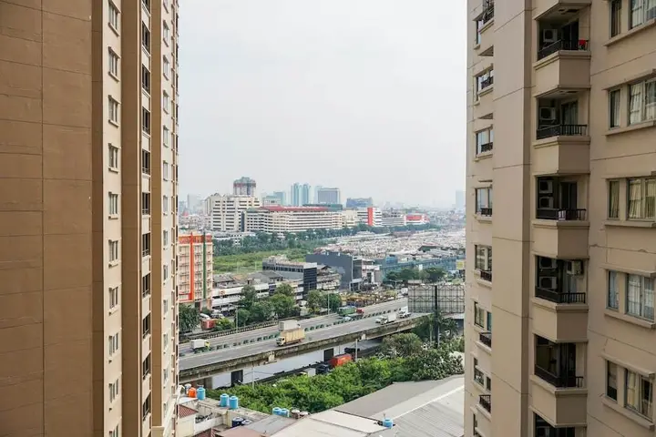 Джакарта: New Furnished Studio Menteng Park Apartment