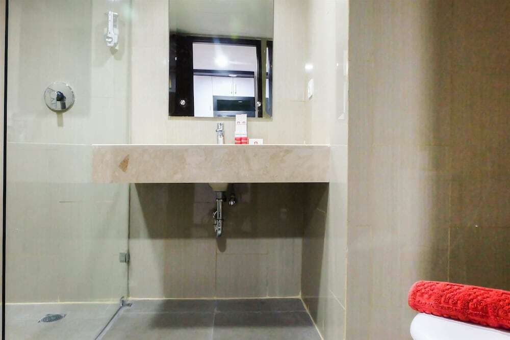 Джакарта: Suite Studio Room near Pancoran and MT Haryono