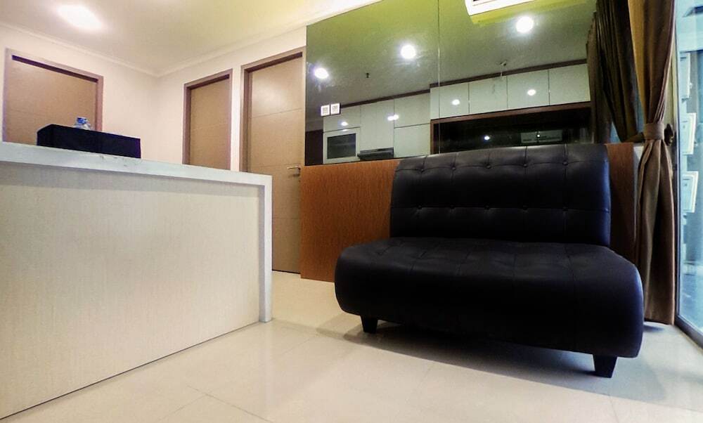 Джакарта: Prime Location At Gajahmada Green Central City Apartment