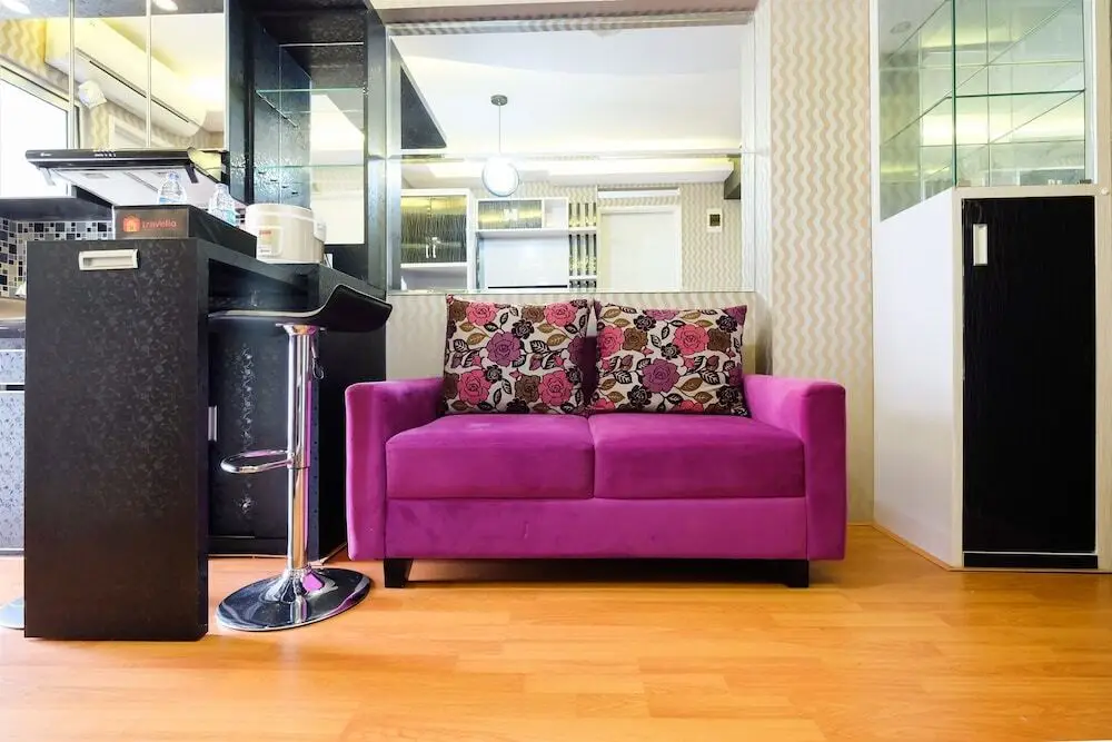 Джакарта: Elegant Bassura City Apartment