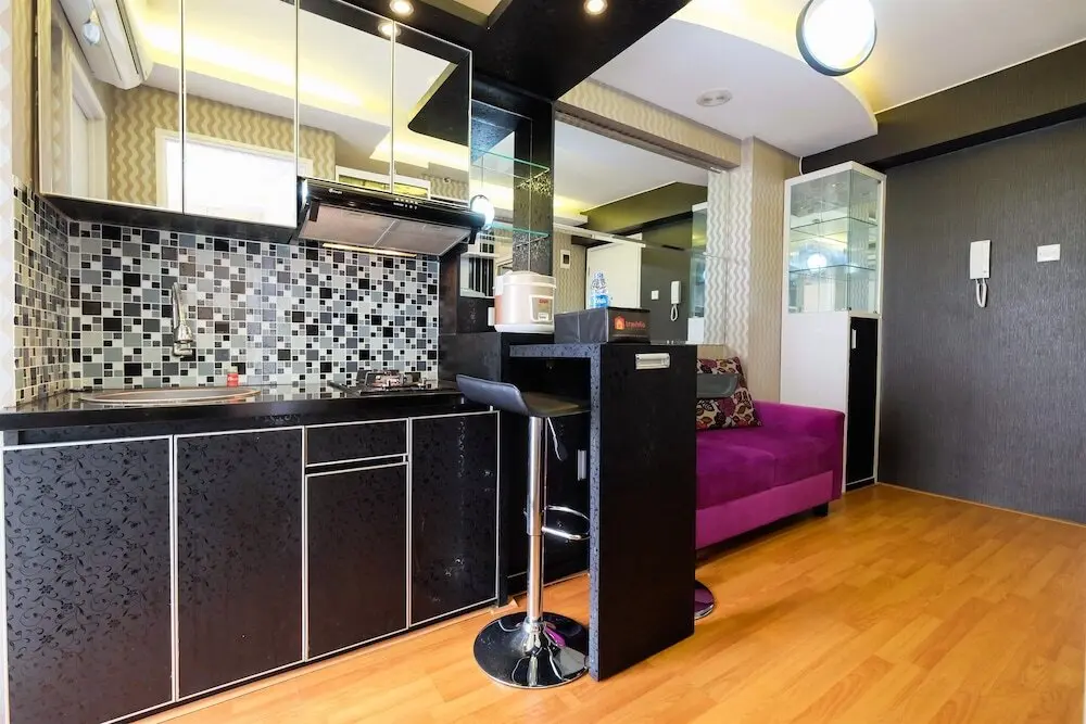 Джакарта: Elegant Bassura City Apartment