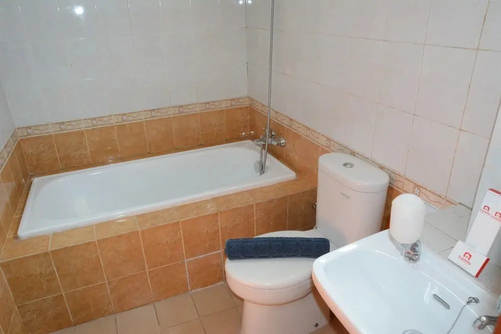 Джакарта: Luxury Design Grand Palace Kemayoran Apartment With Private Bathtub