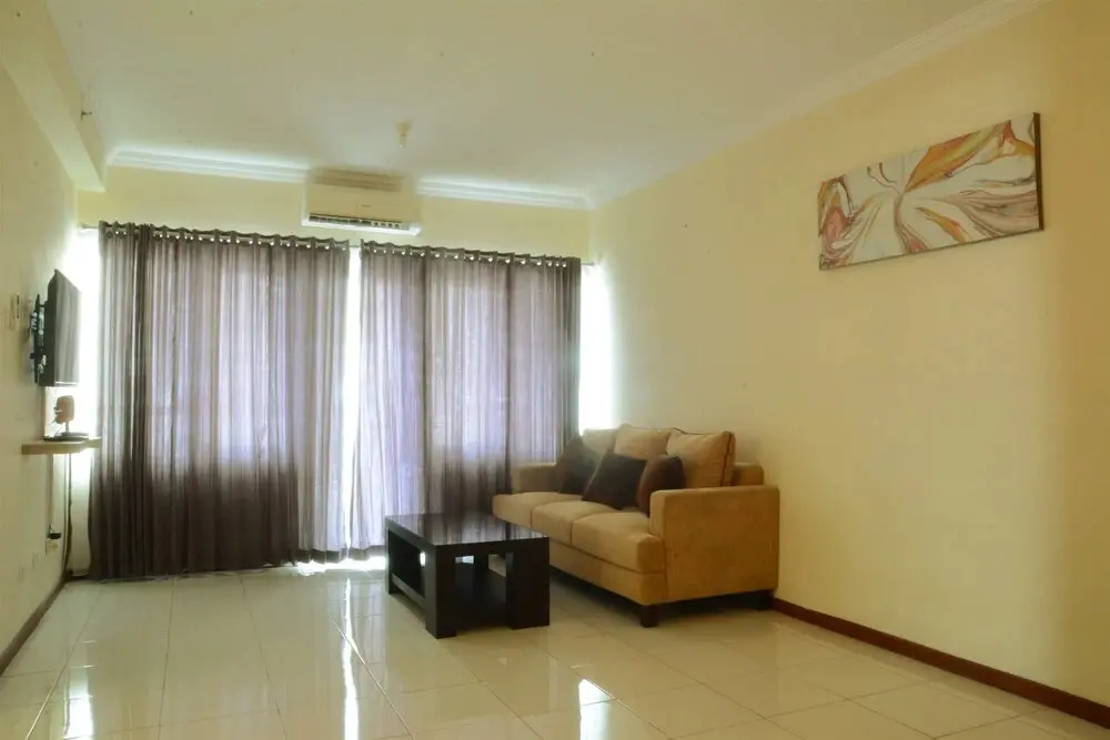 Джакарта: Luxury Design Grand Palace Kemayoran Apartment With Private Bathtub