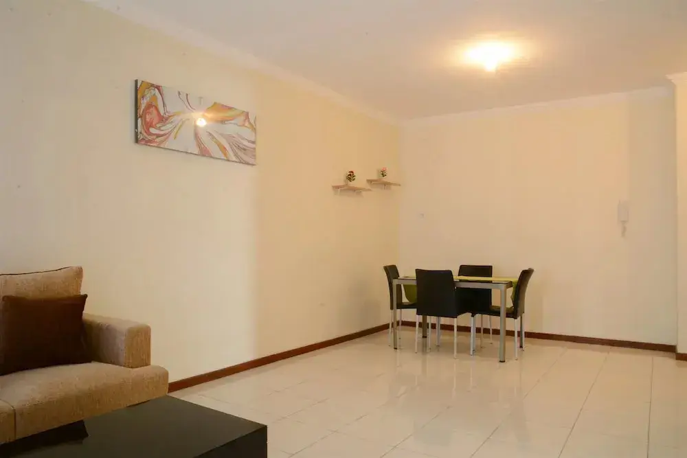 Джакарта: Luxury Design Grand Palace Kemayoran Apartment With Private Bathtub