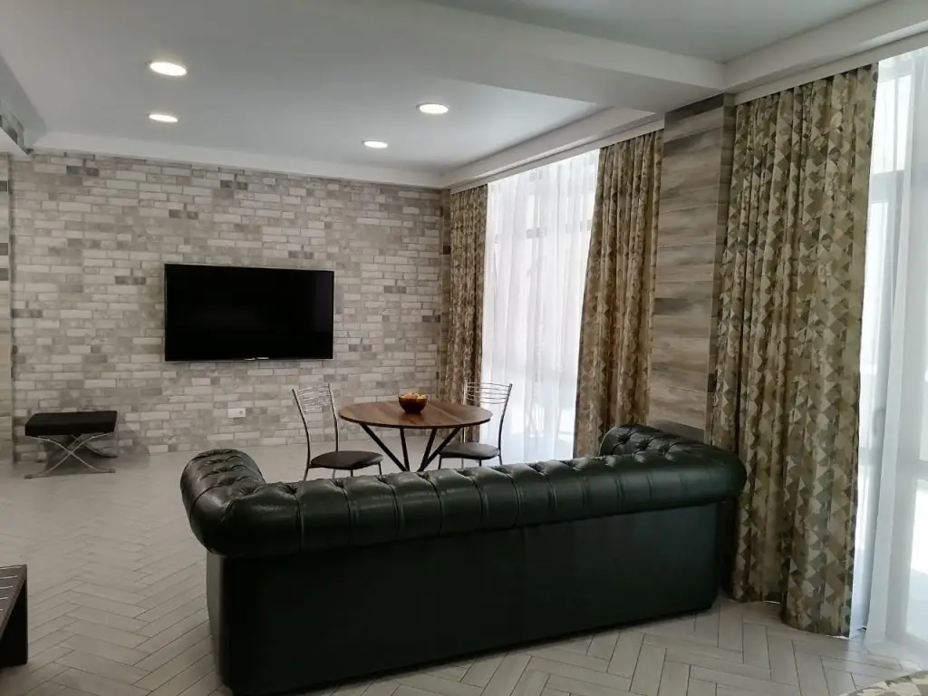 Сочи: Апартаменты Holiday and Business Apartments