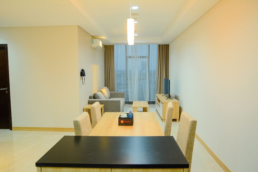 Джакарта: The 11Th Floor Lavenue Apartment