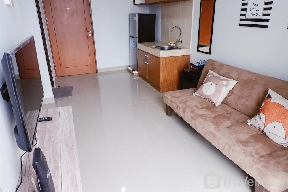Джакарта: New Furnished Royal Olive Apartment